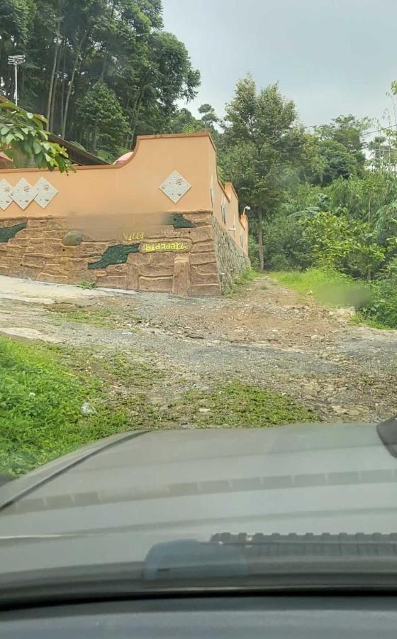 Express O 92345 Villa Bidadari Bogor Buitenkant foto