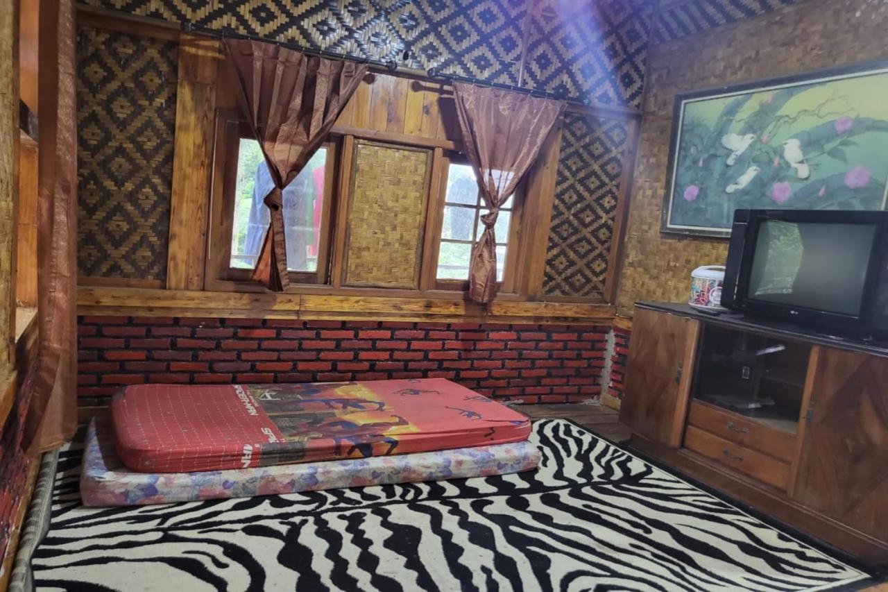 Express O 92345 Villa Bidadari Bogor Buitenkant foto