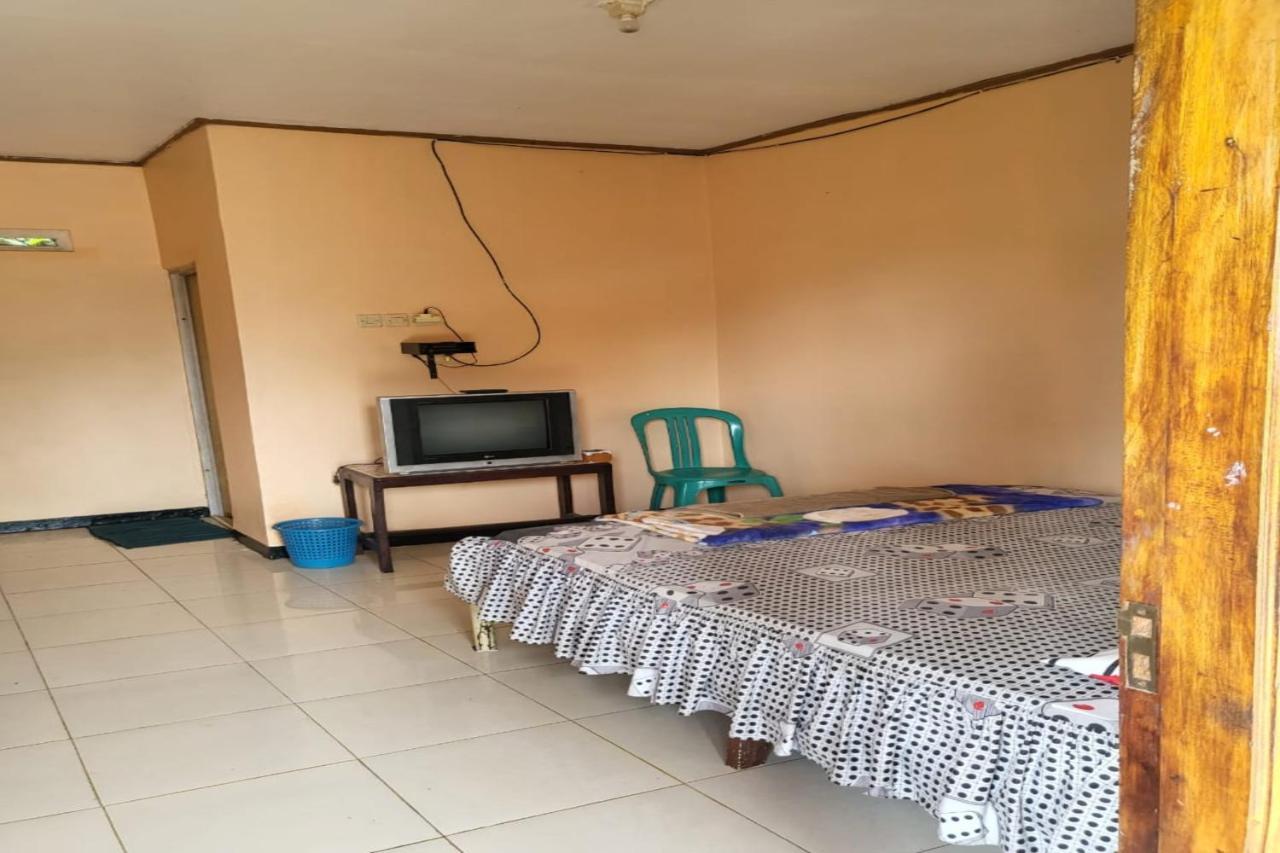 Express O 92345 Villa Bidadari Bogor Buitenkant foto