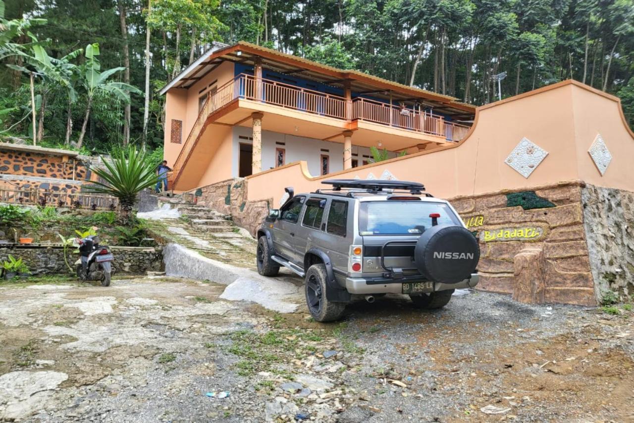 Express O 92345 Villa Bidadari Bogor Buitenkant foto