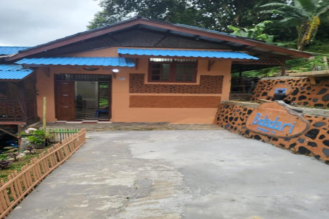 Express O 92345 Villa Bidadari Bogor Buitenkant foto